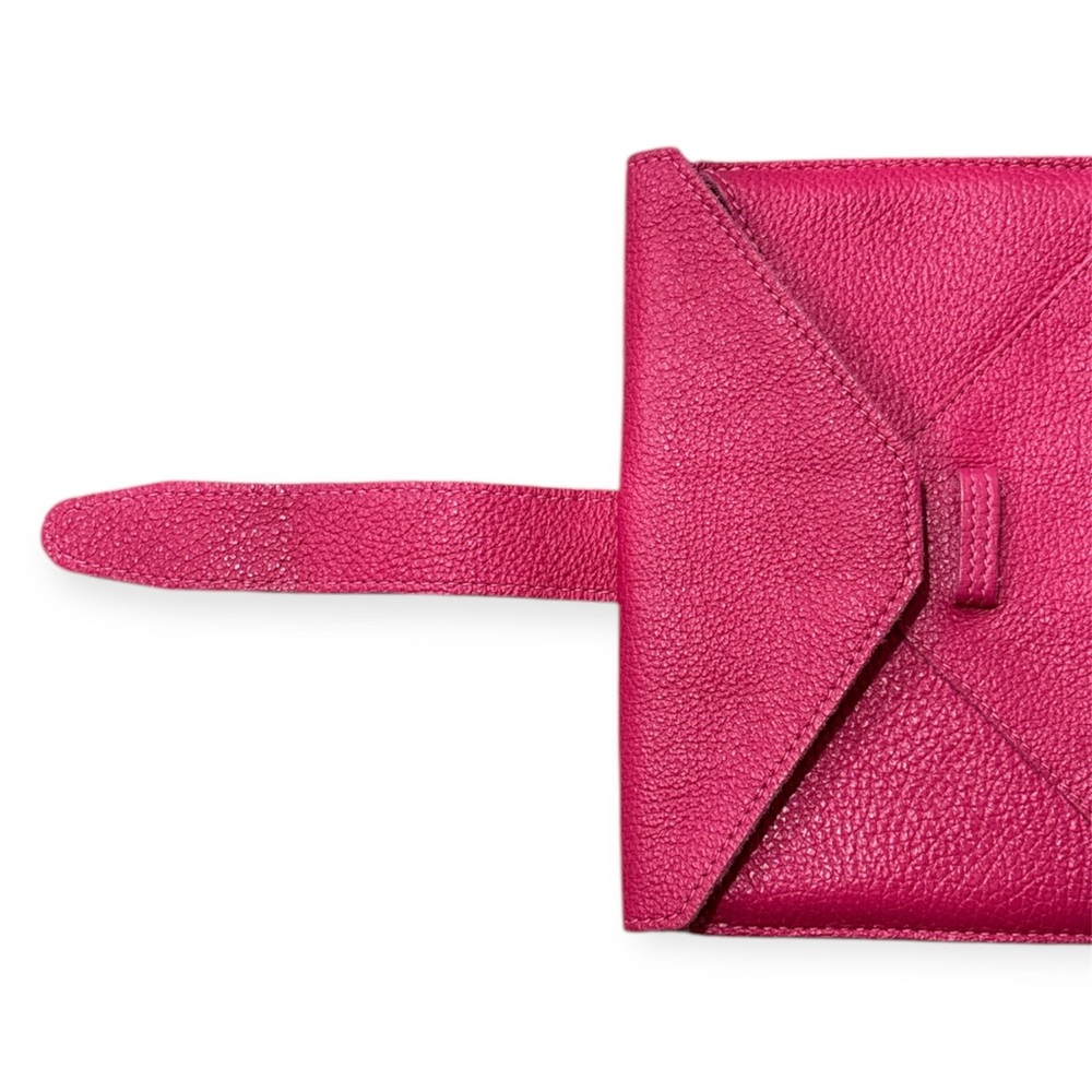 Roots Kobo Pink Envelope Leather eBook Reader Case - Picture 4 of 5